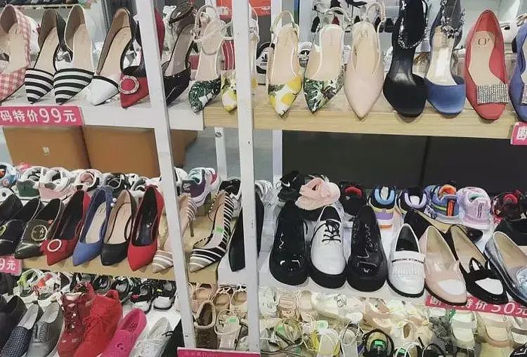 “一代鞋王”达芙妮没落，家族内斗中亏40亿，最后败给了红颜祸水（组图） - 1