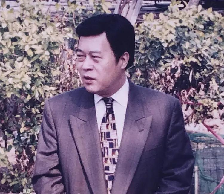 “一代鞋王”达芙妮没落，家族内斗中亏40亿，最后败给了红颜祸水（组图） - 3