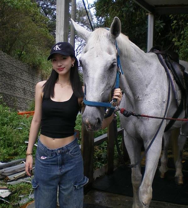 小S大女儿elly纪念姨妈大S:最亮的那一颗,总让我多看一眼(组图) - 15