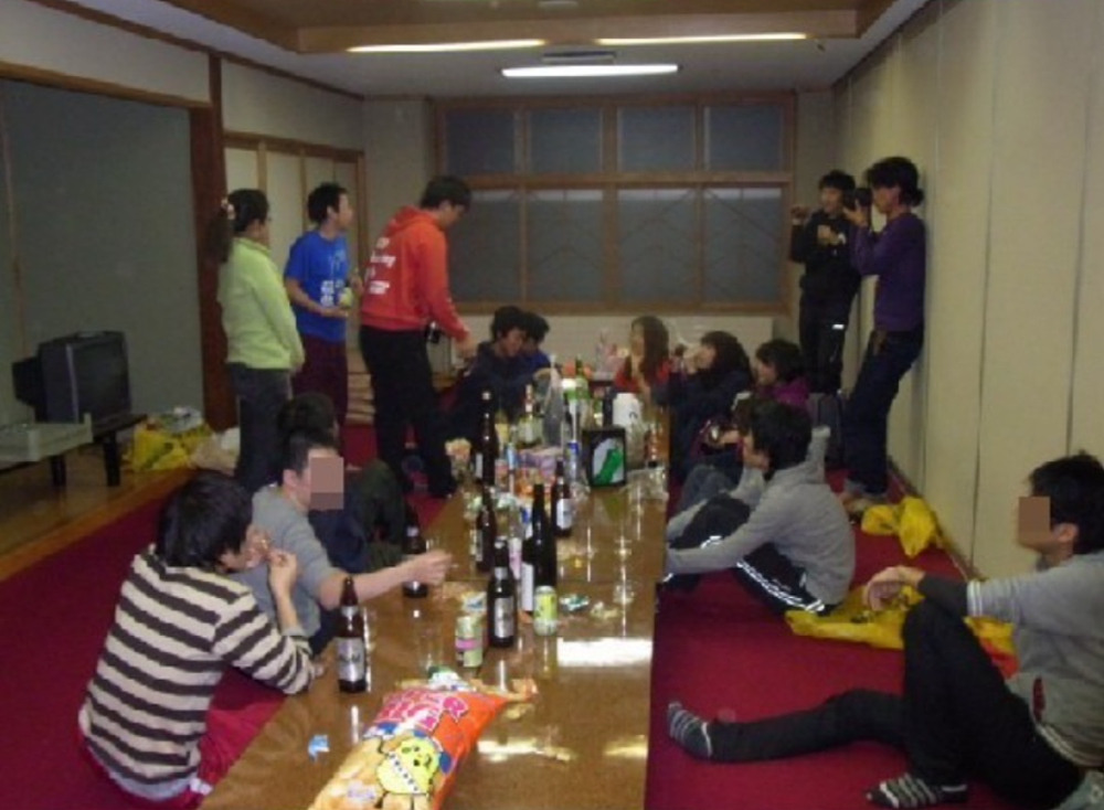 日本未来皇后纪子妃:得知儿子被中国留学生偷拍并在网上疯传,吓得脸色苍白(组图) - 6