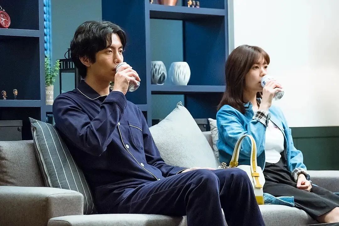 老公被拍“出轨”后，胡杏儿公开力挺、绝不离婚：将就婚姻的背后，需要多少忍耐？（组图） - 11