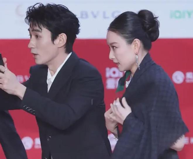 北影节开幕雨中红毯，倪妮李梦湿身显狼狈，阿娇口红沾牙太尴尬（组图） - 6