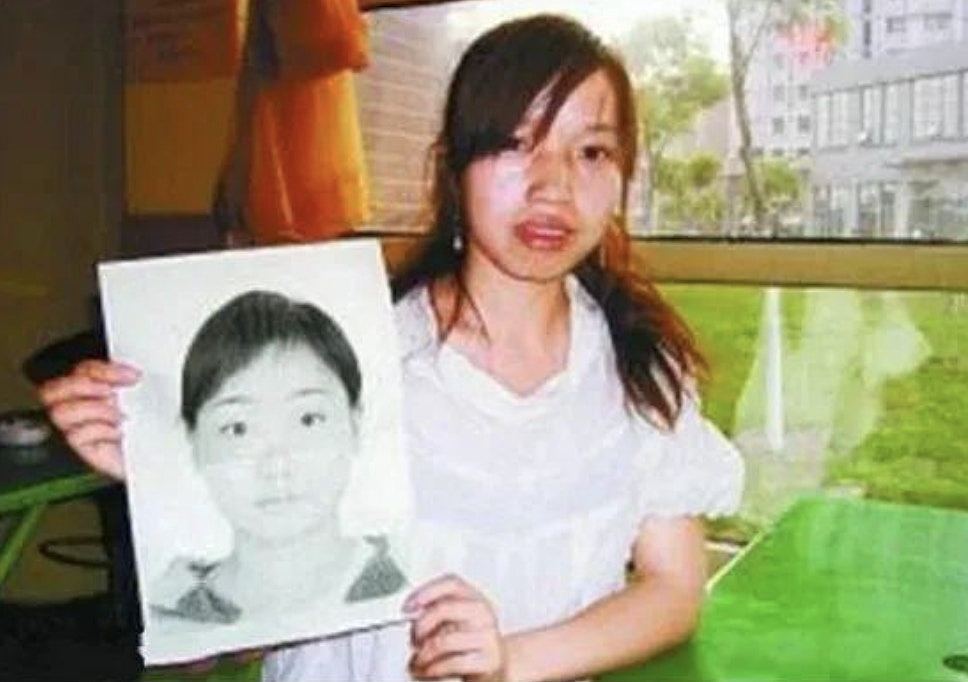 16年前被公安局政委女儿冒名顶替上大学，罗彩霞当上律师获盛赞（组图） - 2
