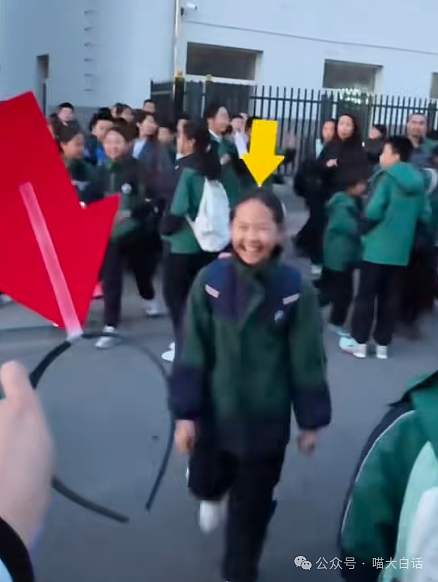 【爆笑】“妈妈跟客服的聊天有多搞笑？”哈哈哈哈哈就因为少了个标点符号（组图） - 83