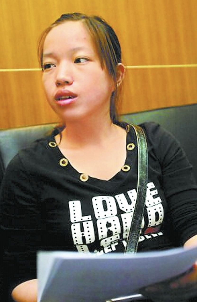 16年前被公安局政委女儿冒名顶替上大学，罗彩霞当上律师获盛赞（组图） - 4
