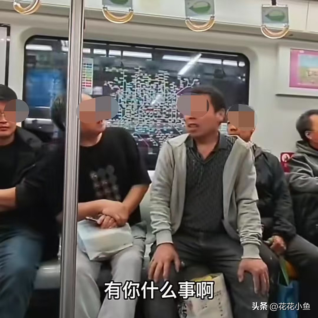 北京大爷地铁上指责农民工“穿得跟要饭似的,一身灰”(视频/组图) - 6
