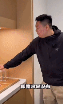 维权失败后“立志吃垮4S店”,新能源车主喊出了最窝囊的维权口号(视频/组图) - 13
