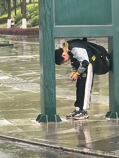 【爆笑】“妈妈跟客服的聊天有多搞笑？”哈哈哈哈哈就因为少了个标点符号（组图） - 15