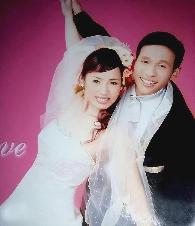 宋小宝抛弃糟糠之妻娶女粉丝，成“人生赢家”，如今过得怎样？（组图） - 9