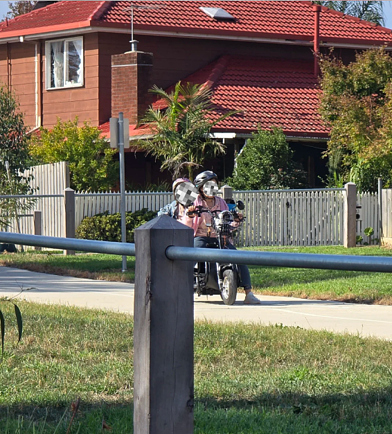 墨尔本华人妈妈提醒！Burwood East奶奶带娃出事！孩子受惊流血，大哭不止...（组图） - 5