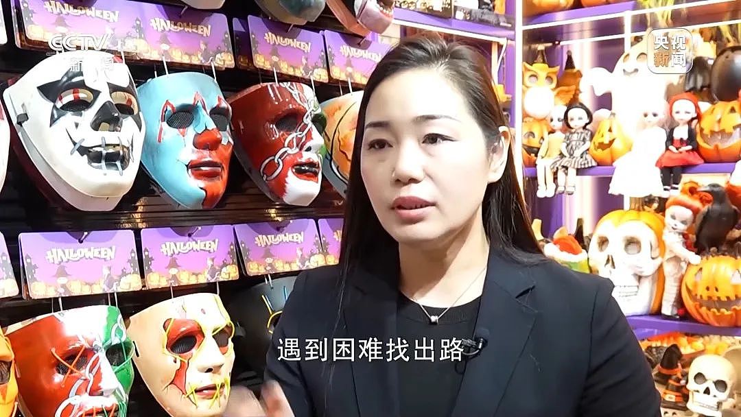 英拒绝与中脱钩！3月赴美游客大跌，特朗普支持率创新低，多地爆发抗议！诺奖得主签署“反关税宣言”（组图） - 7