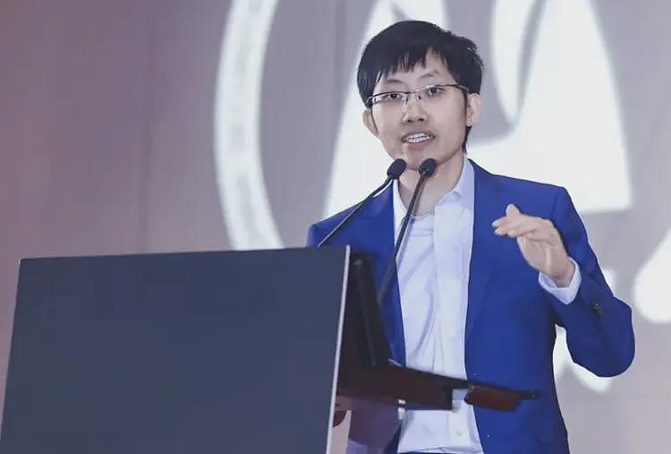DeepSeek造富神话!创始人梁文锋成顶级富豪,有望成为亚裔首富(组图) - 1