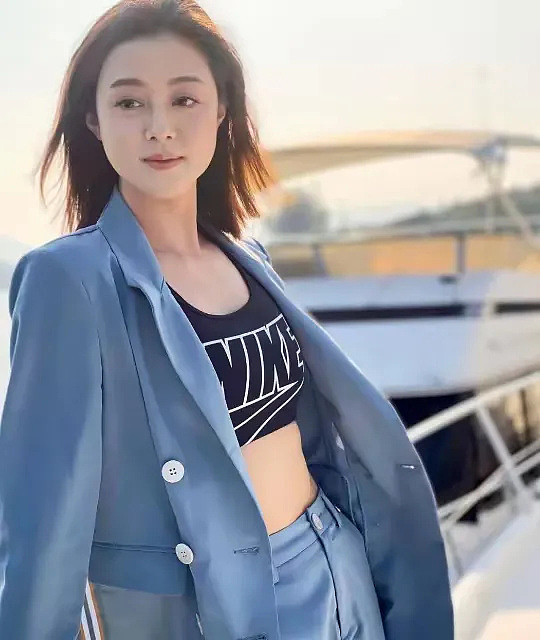 TVB前女星在餐厅打工,吃边角料,拒绝拍戏邀约,更愿留内地发展(组图) - 8