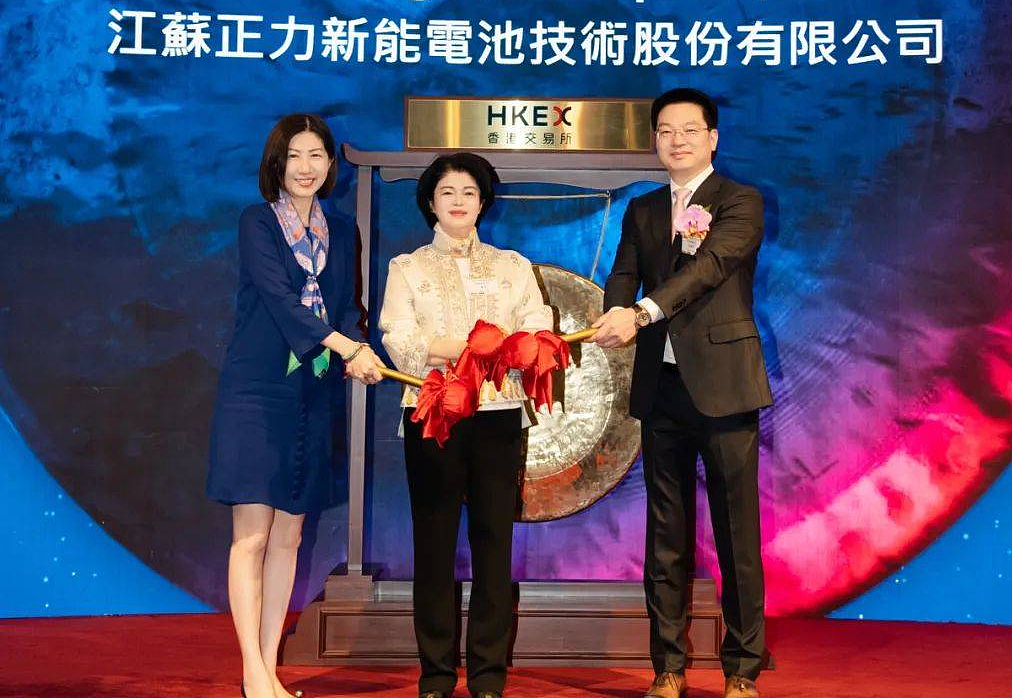 56岁创业，曹德旺妹妹冲出一个200亿IPO（组图） - 1