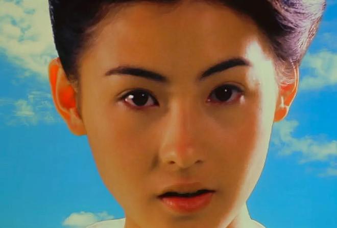 宋祖儿神似张柏芝到底算不算大美人?看她和杨幂的合照就有答案了(组图) - 9