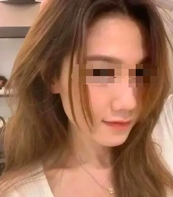 千亿儿媳地位不保？李兆基2500亿遗产分配曝光，空姐谋上位？（组图） - 11
