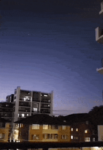 悉尼惊现UFO？不是飞机也不是无人机，超快速度吓坏女子（组图） - 3
