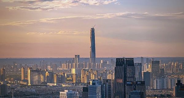 盖17年还没完工!世界最高烂尾楼,月底开工(组图) - 1