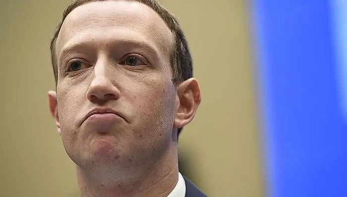 美国总统特朗普宣布关税政策前，扎克伯格已套现超50亿元（组图） - 1