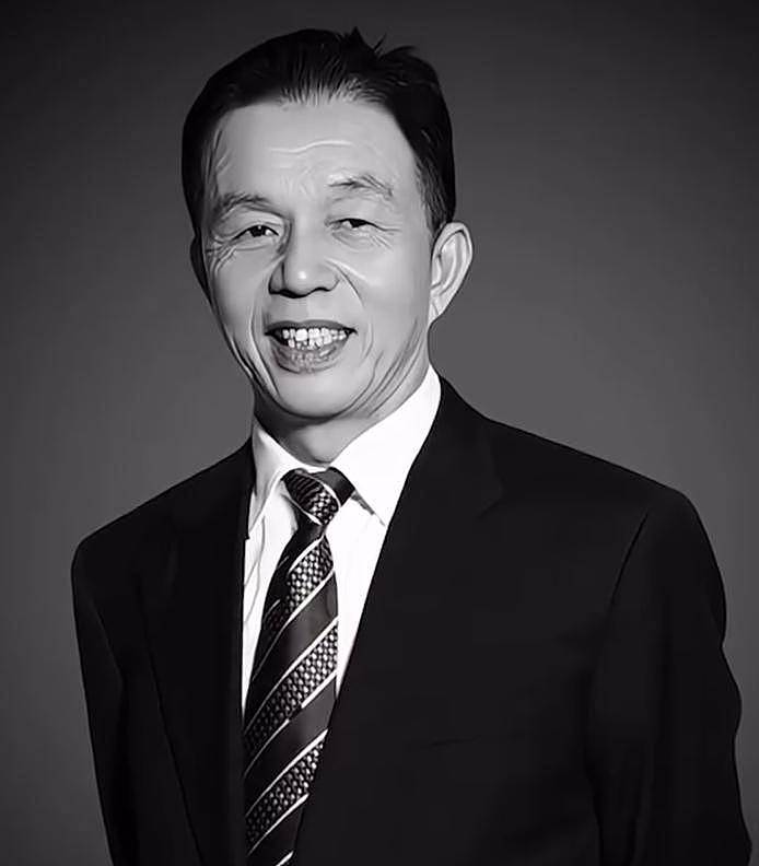 恒安集团许连捷灵堂照曝光！遗照超大，门口摆满花圈，排场大（组图） - 8