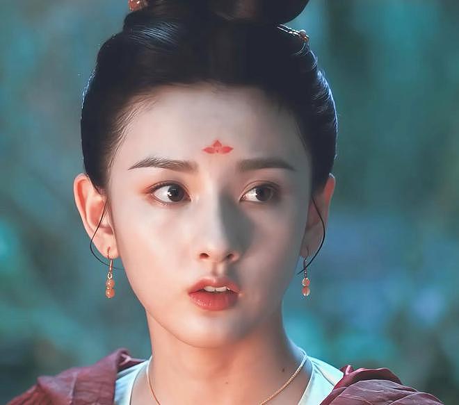 宋祖儿神似张柏芝到底算不算大美人?看她和杨幂的合照就有答案了(组图) - 10