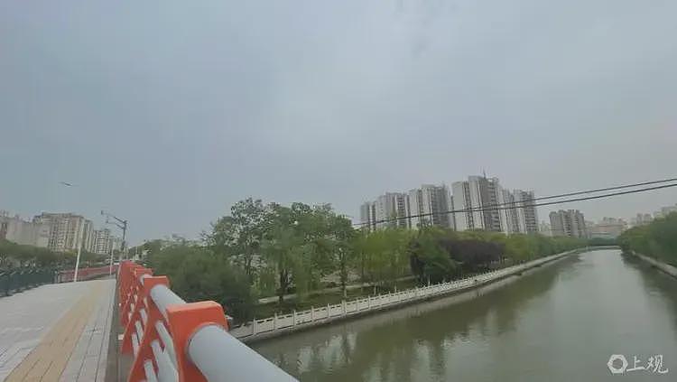 上海男子怒了!花重金买“地铁房”,宣传时称350米,实际步行1公里(组图) - 1