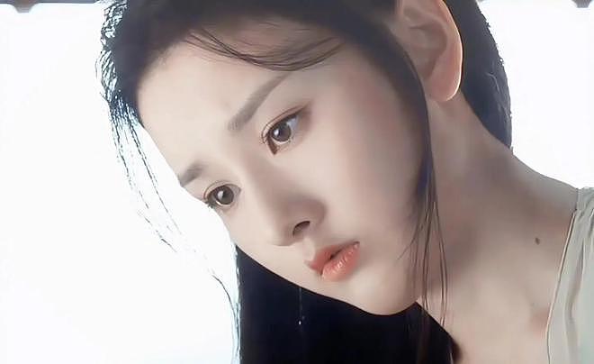 宋祖儿神似张柏芝到底算不算大美人?看她和杨幂的合照就有答案了(组图) - 3