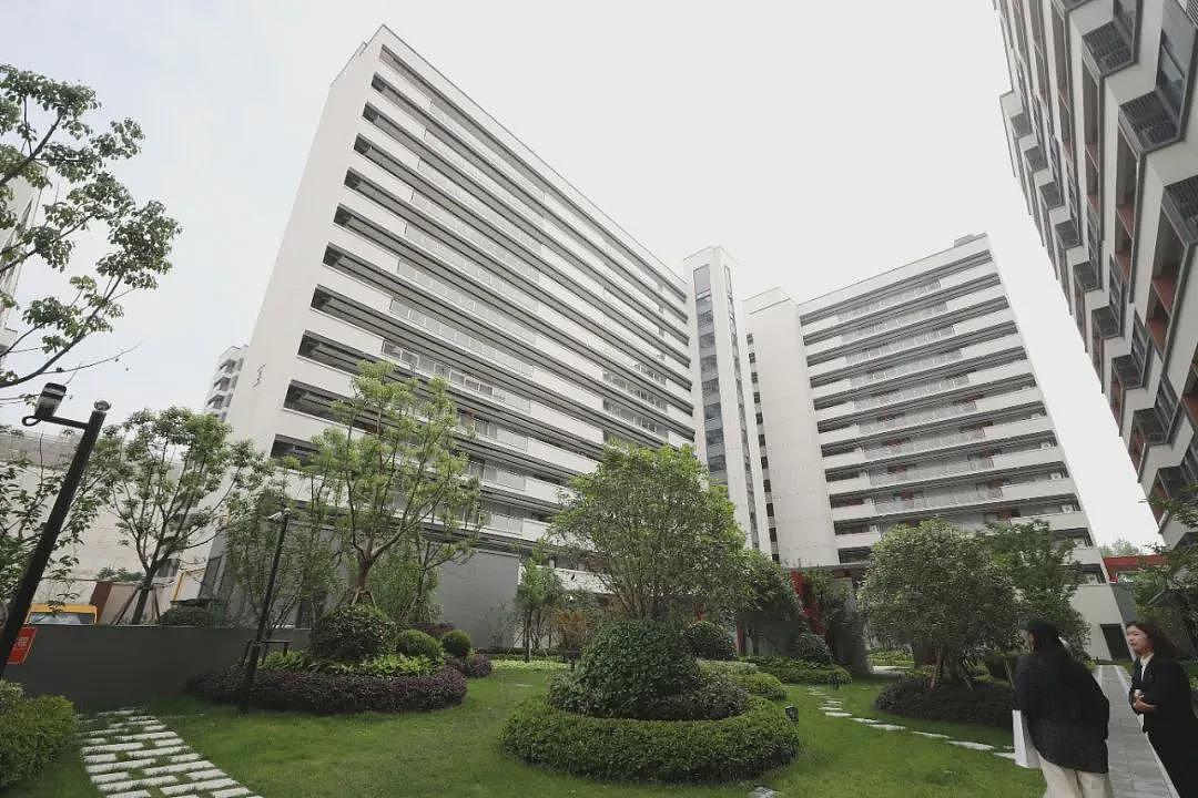中国一二线城市房租普降,房东主动降200留我(组图) - 11