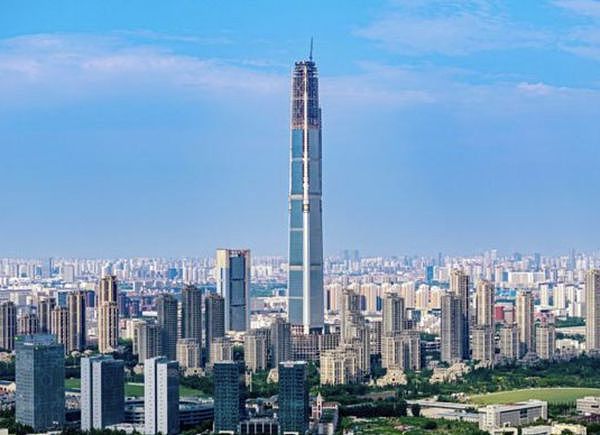 大陆“最高”烂尾楼117大厦，工程停摆10年，终于要复工...（组图） - 1