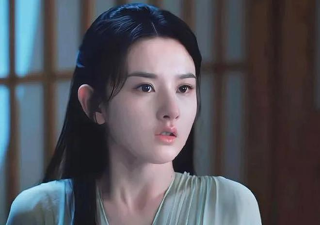 宋祖儿神似张柏芝到底算不算大美人?看她和杨幂的合照就有答案了(组图) - 1