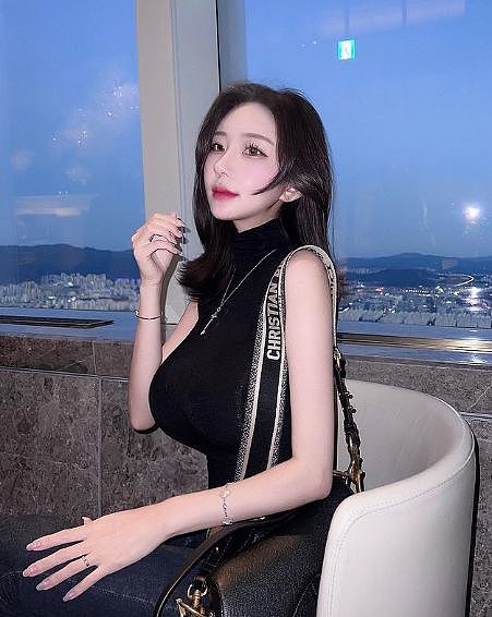【美女】高颜值美女,火辣身材,大维度,让你不得不爱(组图) - 13
