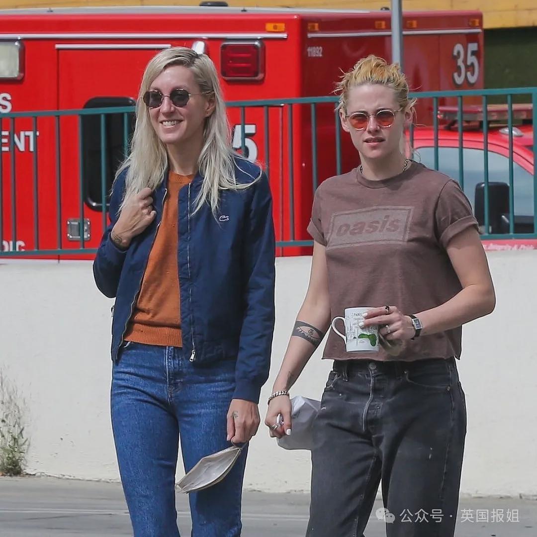 《暮光之城》女主结婚！与相恋6年女友低调举行婚礼仪式，合影又帅又美又甜（组图） - 40
