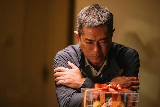 刷碗、摆摊、卖鸡爪…TVB艺人怎么集体“卖惨”?(组图) - 1