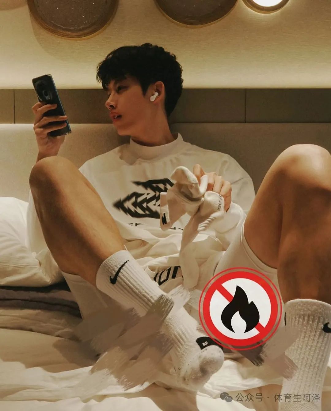 【帅哥】黑皮男高，山东高校篮球队长非直男，学弟辣评：