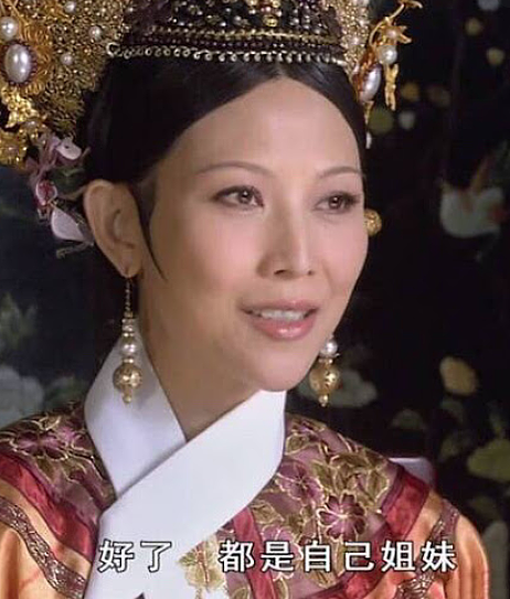 震惊!香港名媛身世被扒!当“中介”介绍富商,专门找网红作伴游!(组图) - 38