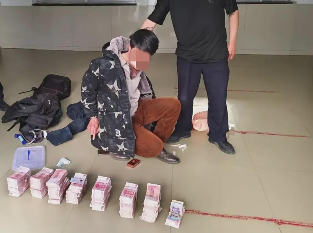 警方抓获网逃人员:带70余万现金“隐居”山洞(组图) - 2