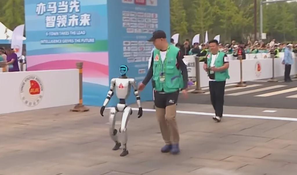 宇树的任务已经完成?王兴兴也在等待行业拐点(组图) - 1