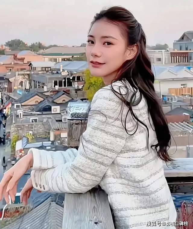 马筱梅学历被扒,沉寂一段时间的张兰很快直播了(组图) - 18