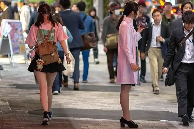 日本20多岁国税局女职员“风俗+援交”，4个月赚188万（组图） - 8
