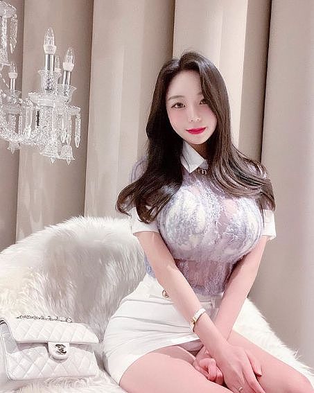 【美女】高颜值美女,火辣身材,大维度,让你不得不爱(组图) - 25