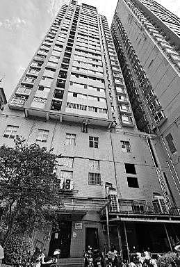 交了首付款住了十几年,房子怎么突然成别人的了(组图) - 1