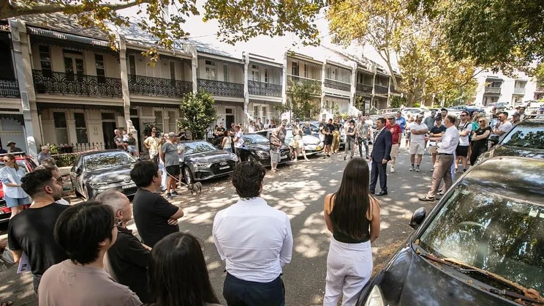 房东利用降息带来的房价上涨预期出售物业（组图） - 1