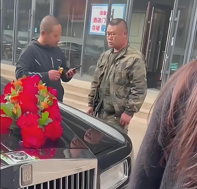 劳斯莱斯小金人被掰后续，男子身份被扒，是惯犯，原因曝光引众怒（组图） - 5