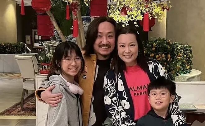郑中基闹离婚后接娃放学，儿子未受父母影响，离婚原因与酒有关（组图） - 13