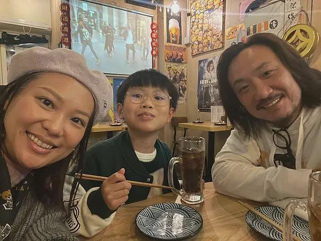 港媒曝郑中基离婚狠招：与小三藕断丝连，压价抚养费逼余思敏就范（组图） - 12