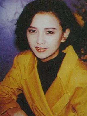 曾华倩与梁朝伟同居6年分手，独自抚养儿子，如今儿子是她骄傲（组图） - 12
