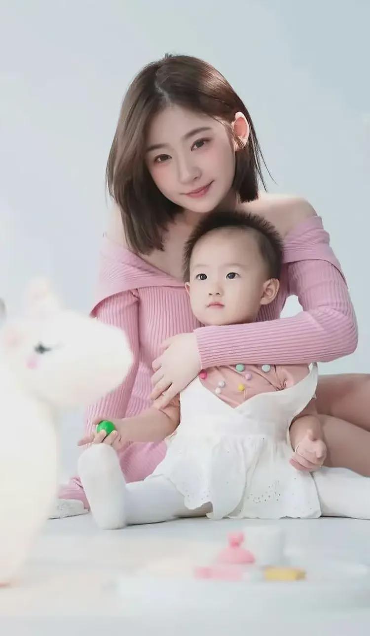 黄一鸣晒“铁证”，孩子是王思聪让她生的，生了又不管感觉被戏耍（组图） - 7