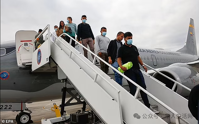 哥伦比亚总统签证被废,怒骂特朗普“唐老鸭”(组图) - 5
