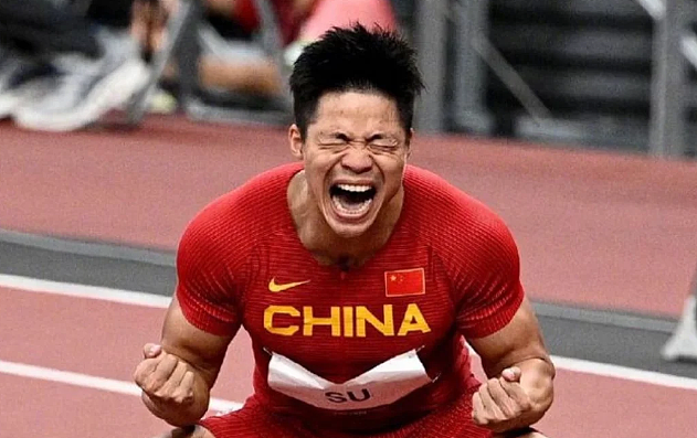 被嘲 “想红想疯”、“不务正业”，却登顶亚洲第一，这个女人的 “配得感” ，姐妹们进来抄（组图） - 5