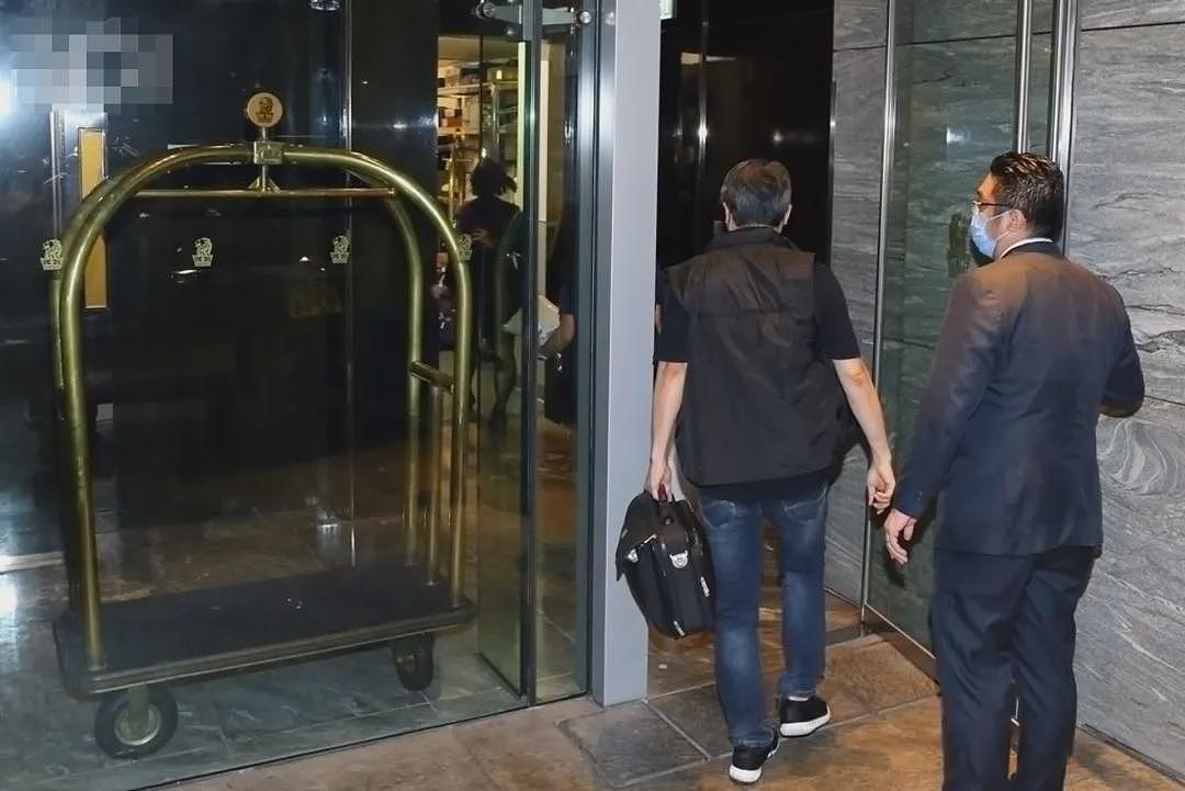 香港美女网红全裸惨死！被砍几十刀，染红整个床，凶手竟是…（组图） - 22